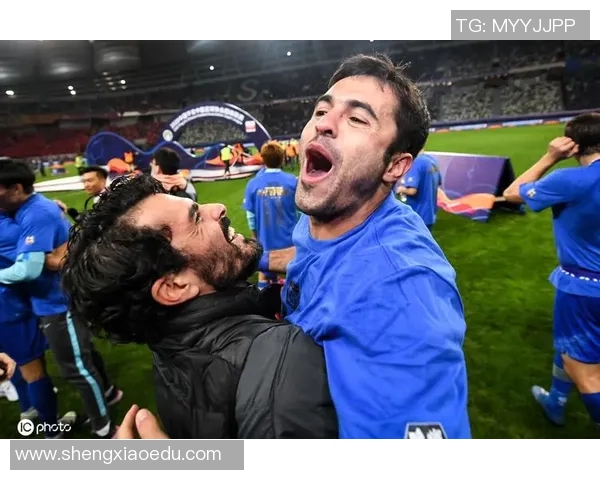 苏宁集团将国际米兰俱乐部出售给美国投资公司，引发球迷热议